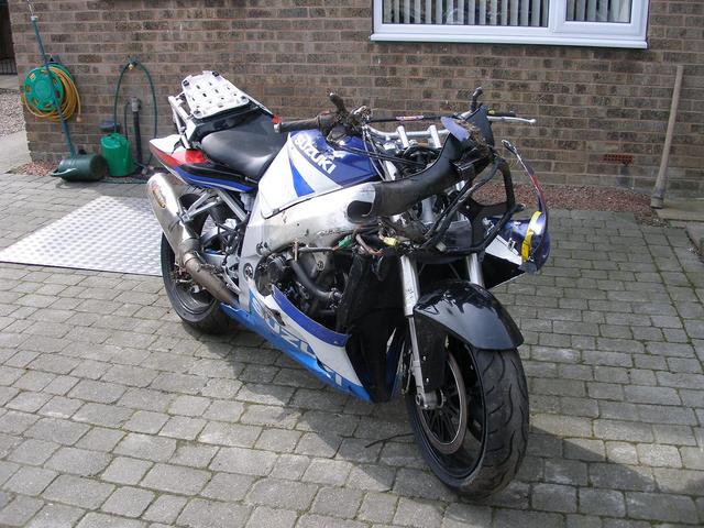 GSXR750